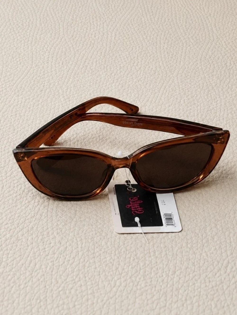 Fashion Brown Cat Eye Retro Vintage Style Women's Sunglasses NWT Sunnies